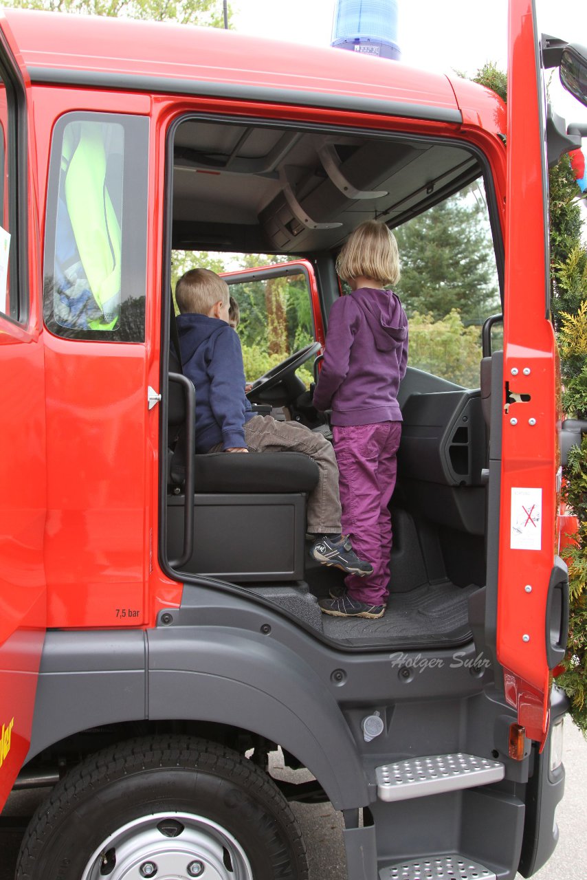 Bild 8 - Feuerwehrjubiläum am 29.4.12